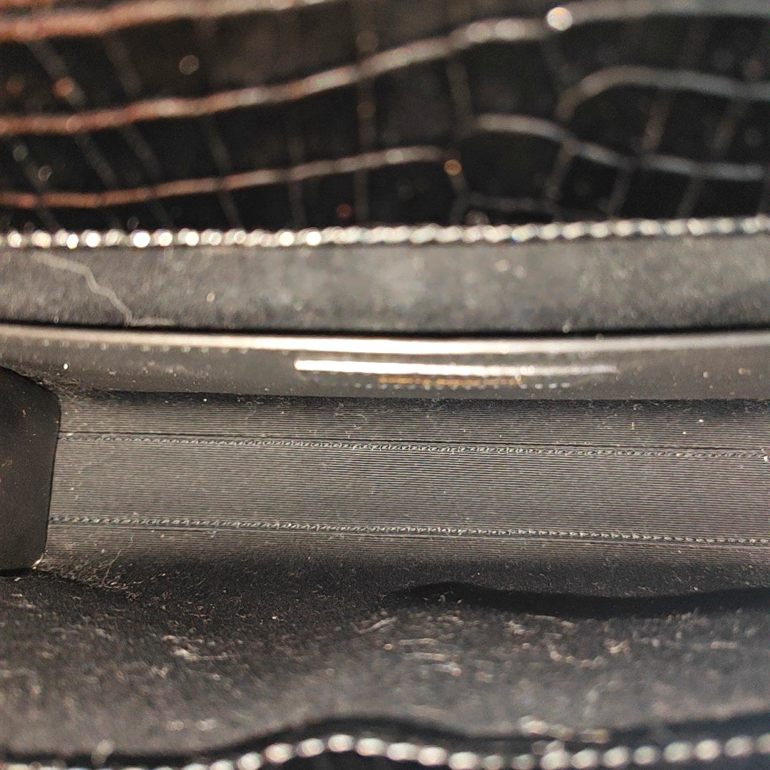 MANHATTAN Small Calfskin Black