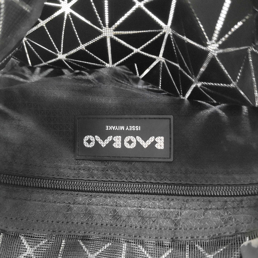 Special Material Tote Bag Medium Black