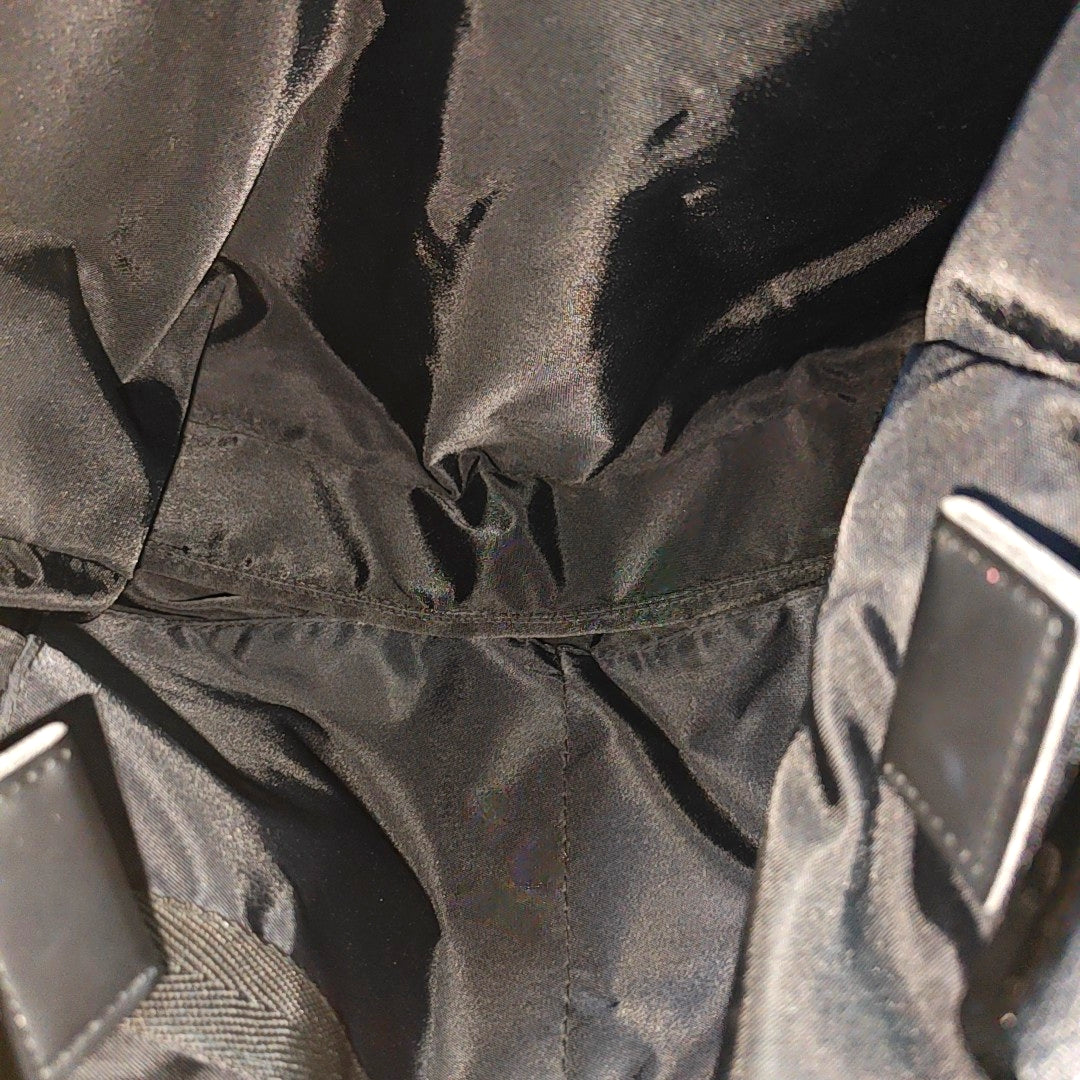 Special Material Shoulder Bag Silver
