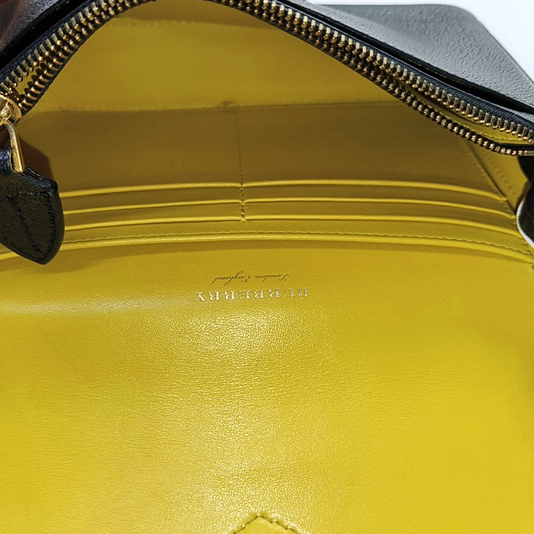 Square Stone Calfskin Black