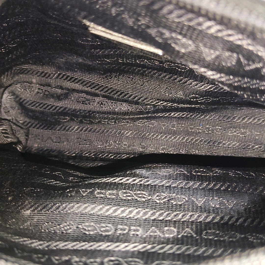 Re-Edition2000 Mini Nylon Black