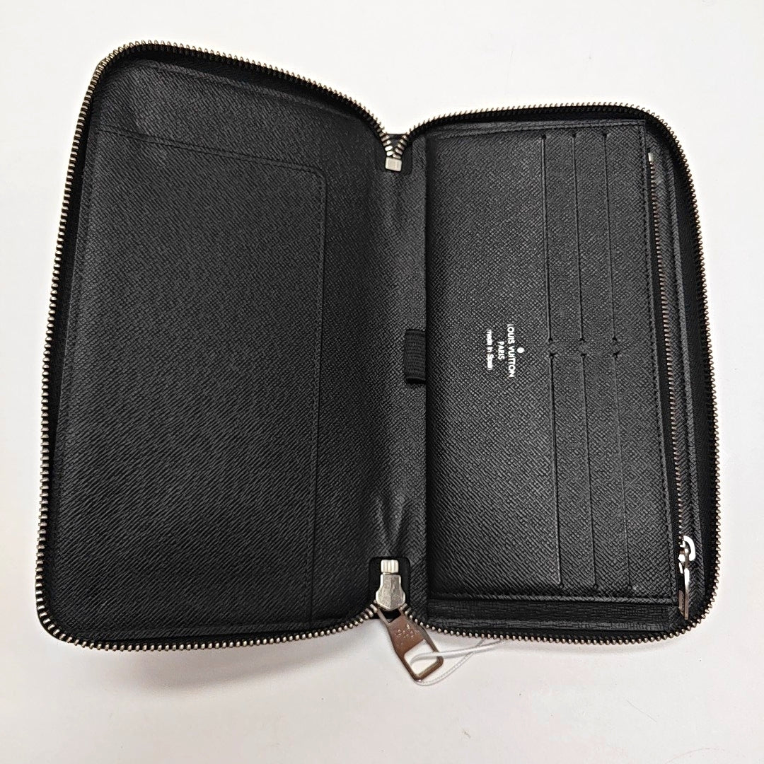 ZIPPY Damier Graphite Coated Canvas Gray Wallet