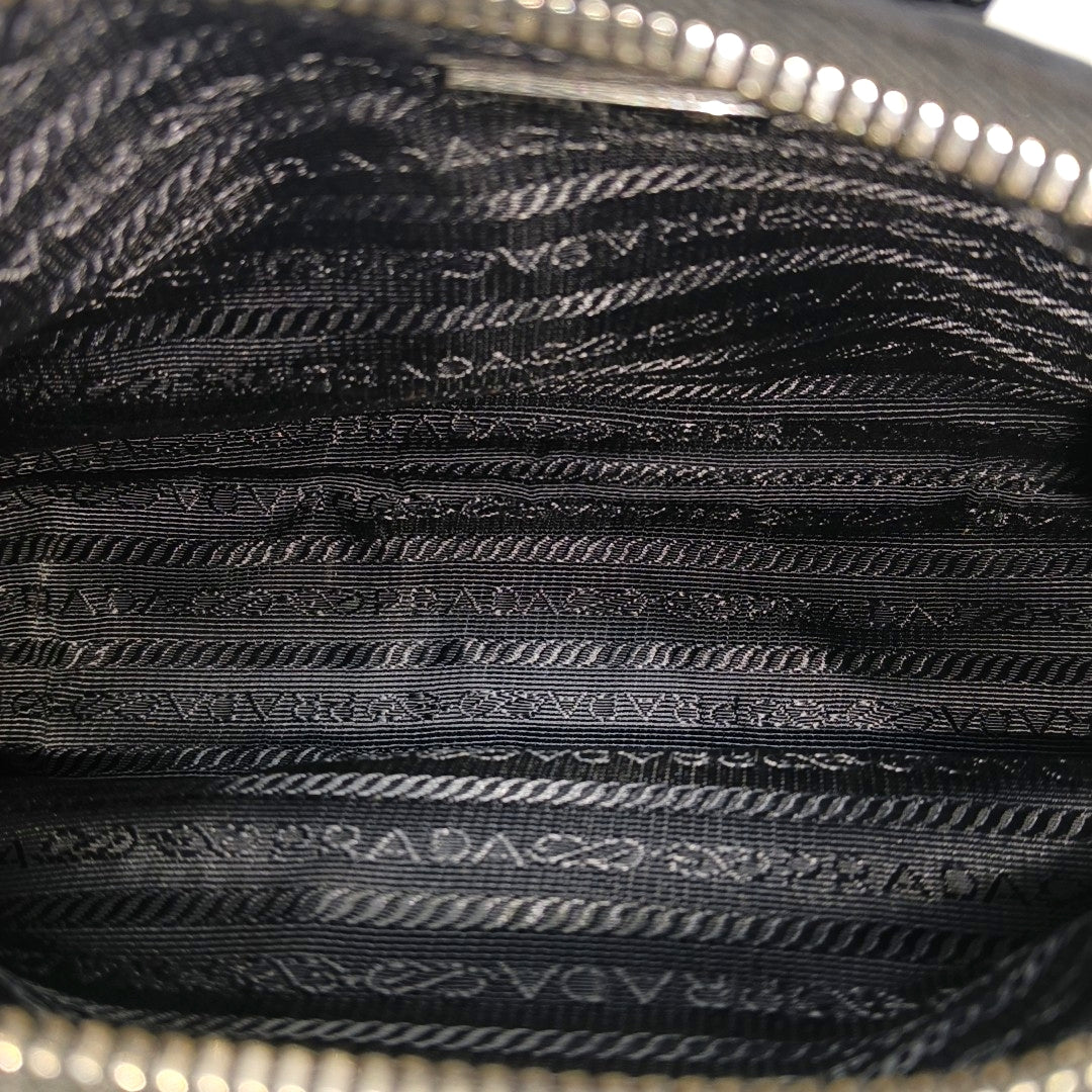 Re-Edition2005 Nylon Black