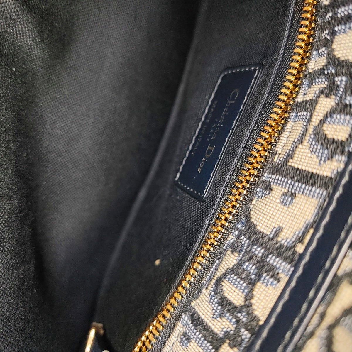 30 Montaigne Oblique Canvas Blue