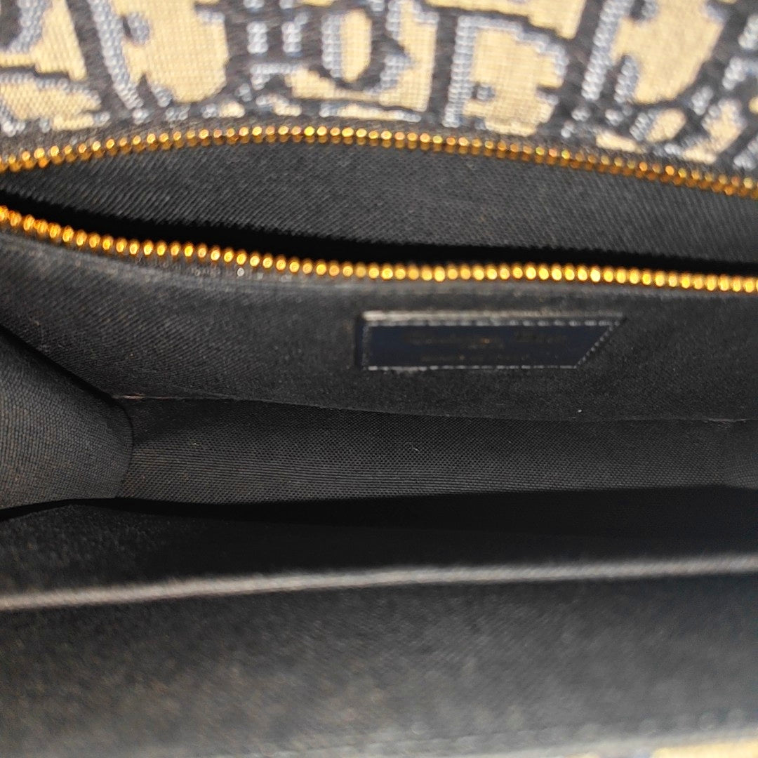 30 Montaigne Oblique Canvas Blue