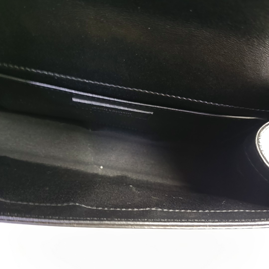 Authenticated pre-owned  KATE Calfskin Black - Shoulder Bag at Looply