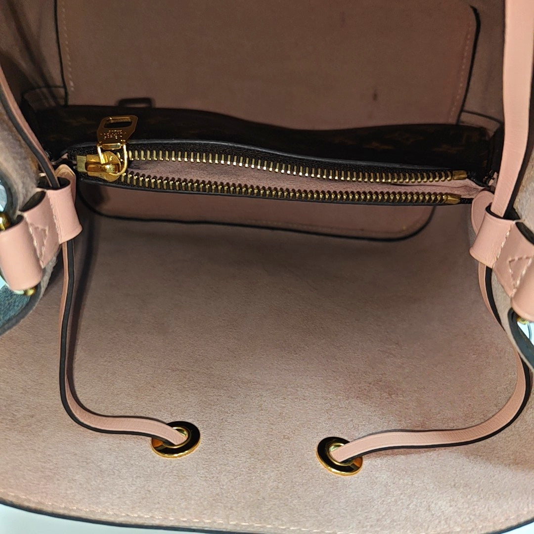 NÉONOÉ MM Monogram Coated Canvas Brown