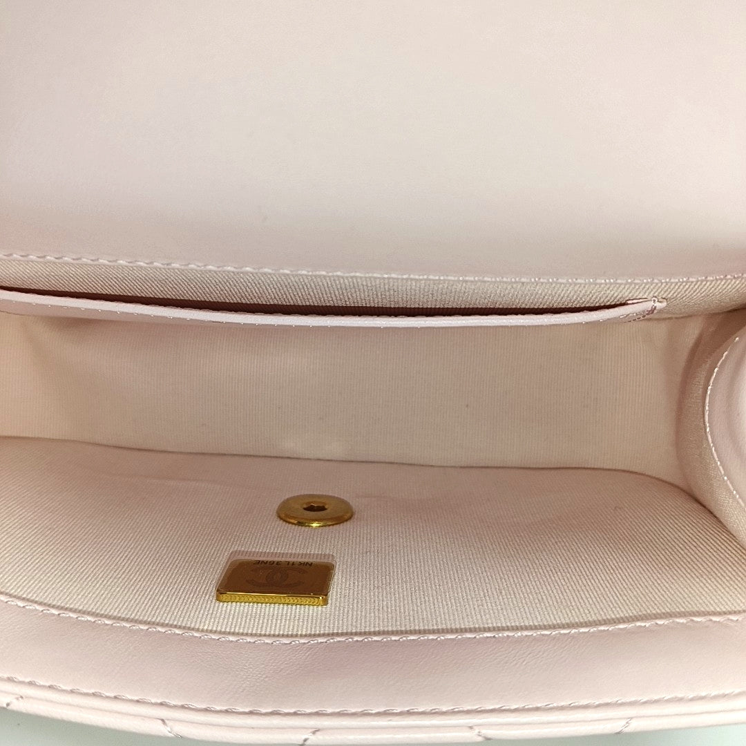 Quilted Lambskin Crossbody Bag Pink