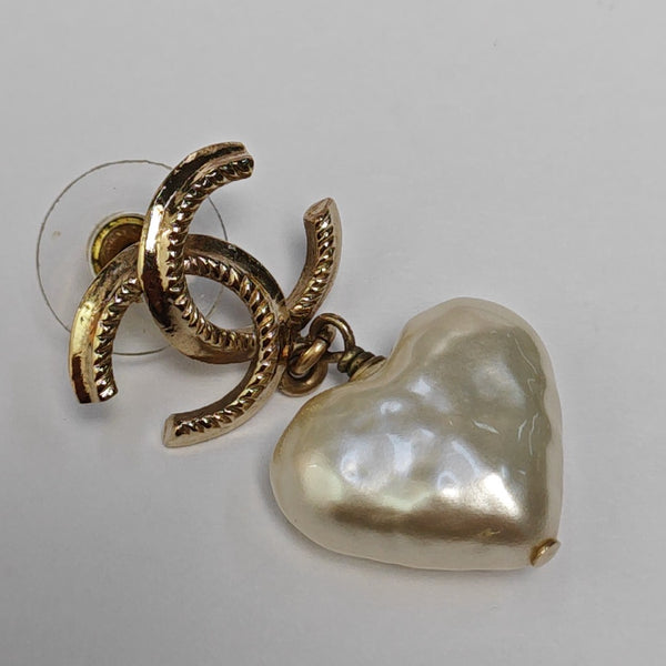 Metal Gold Earrings