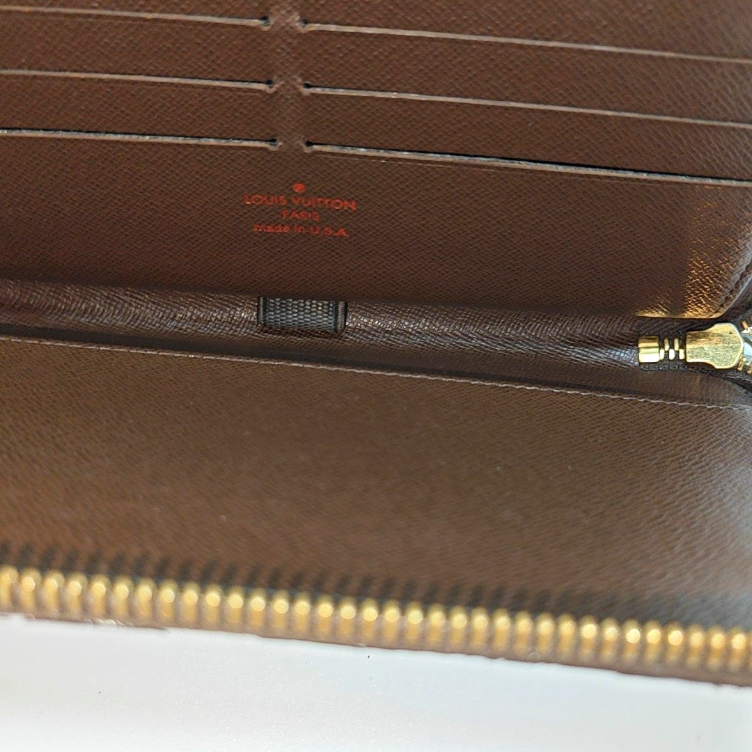 ZIPPY Damier Ebene Coated Canvas Brown Wallet