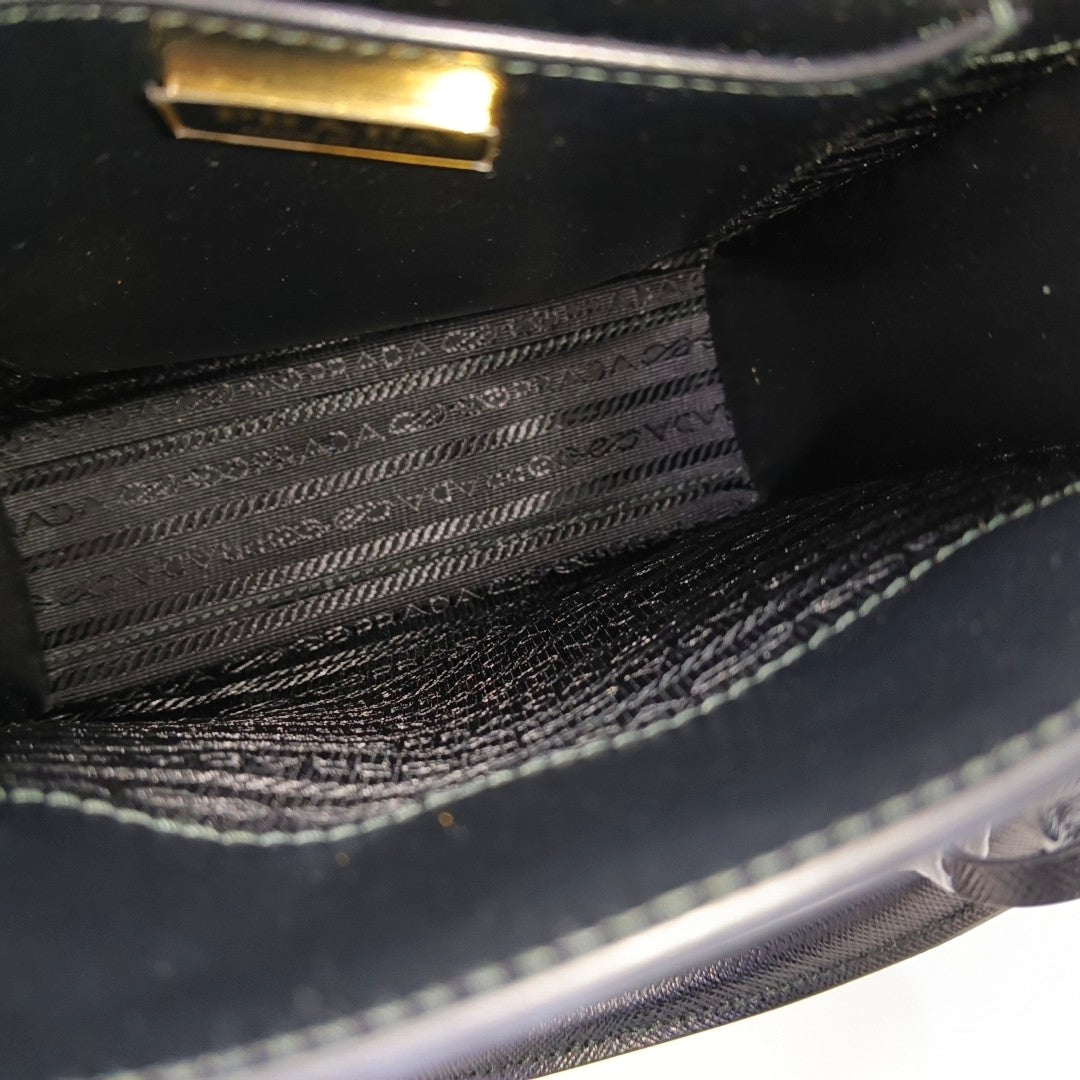 Authenticated pre-owned  Galleria Leather Black - Shoulder Bag at Looply