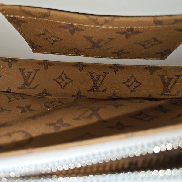 SWING Calfskin White