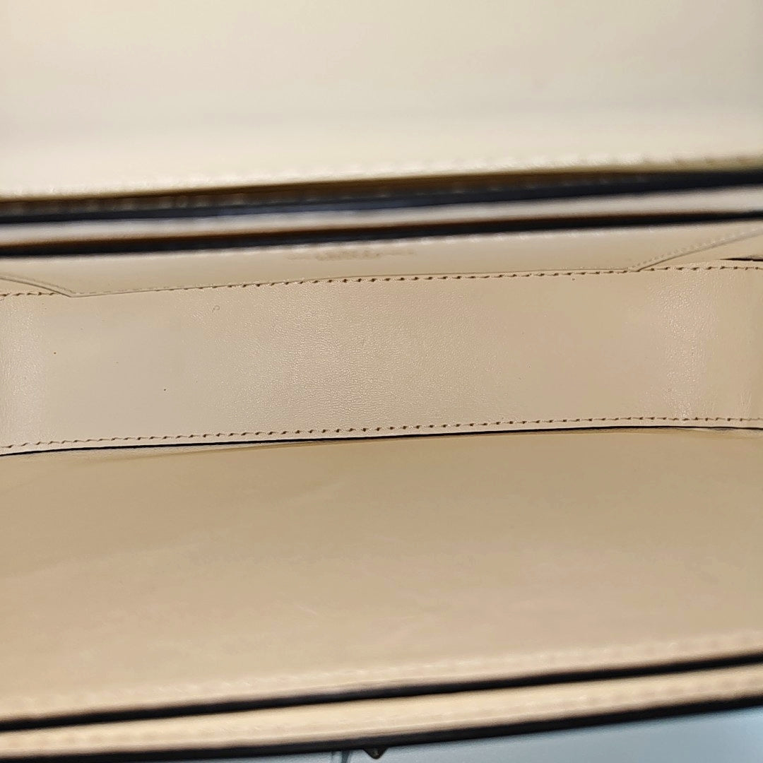 Rockstud Calfskin White