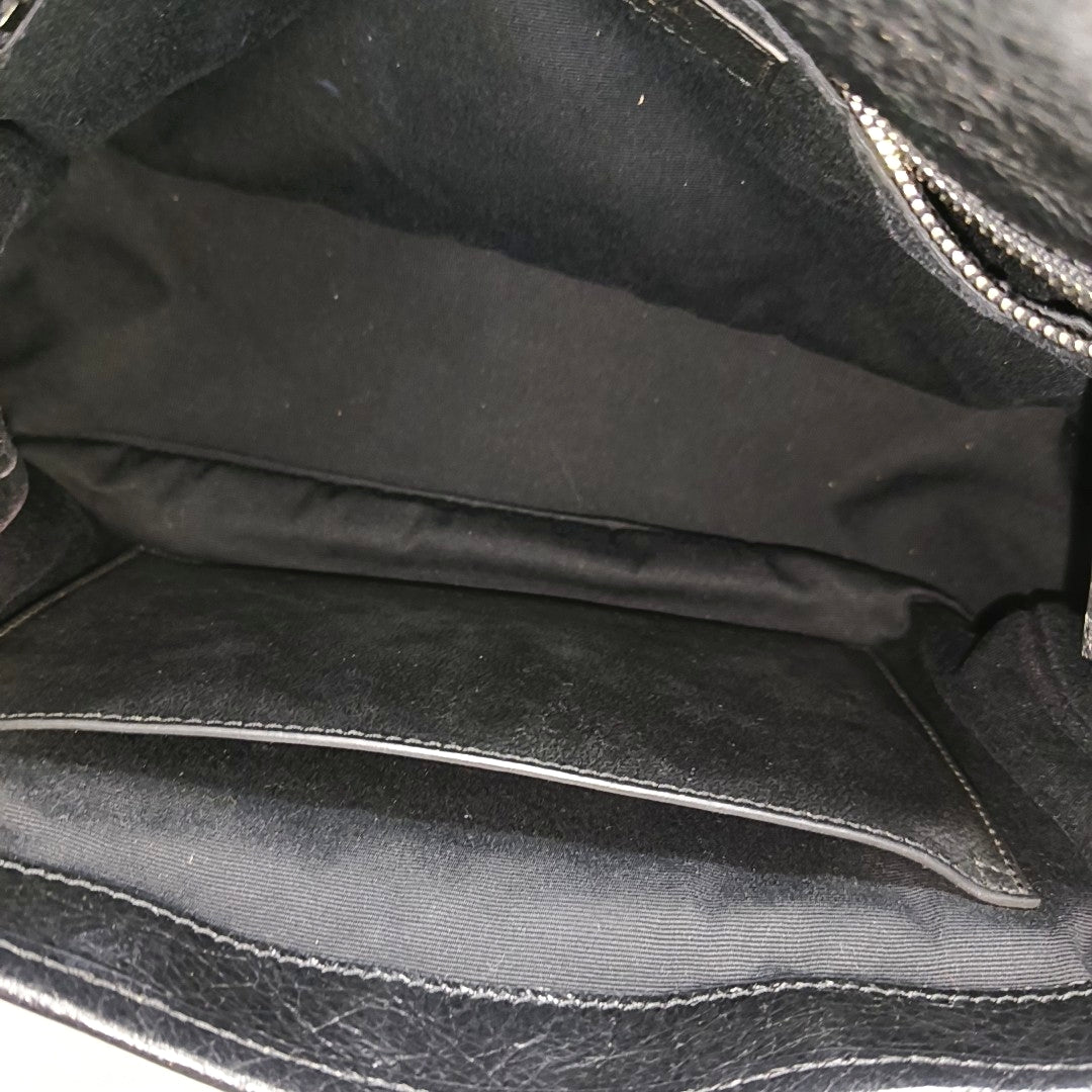 NIKI Medium Chevron Calfskin Black