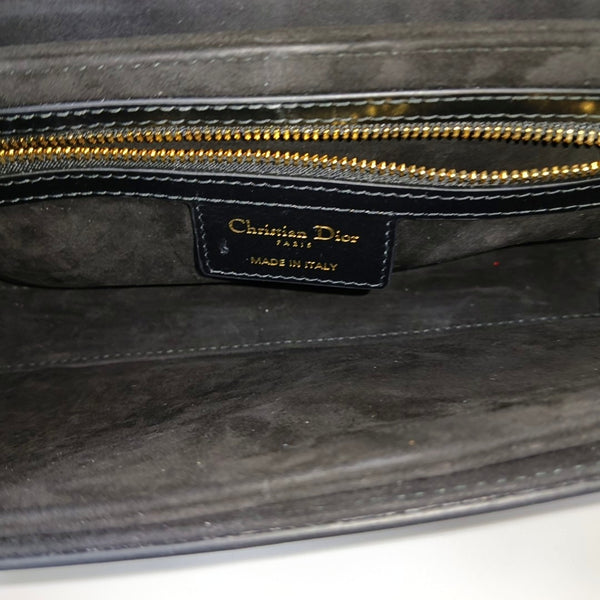 Bobby Medium Calfskin Black
