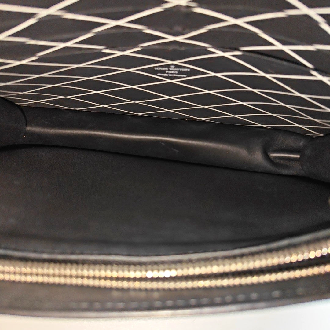 TRUNK Epi Black