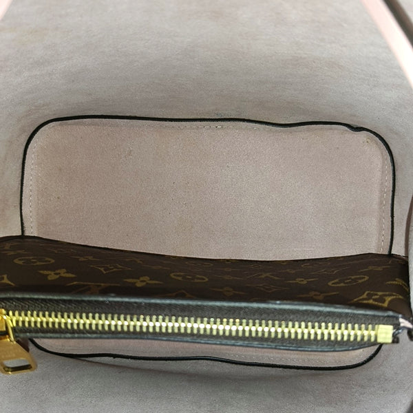 NÉONOÉ MM Monogram Coated Canvas Brown