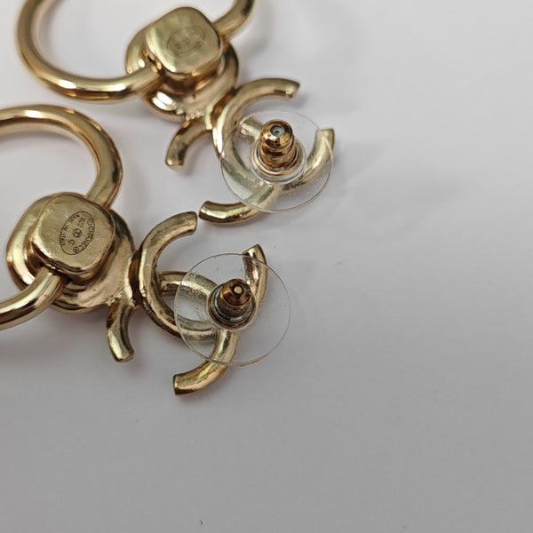 Metal Gold Stud Earrings