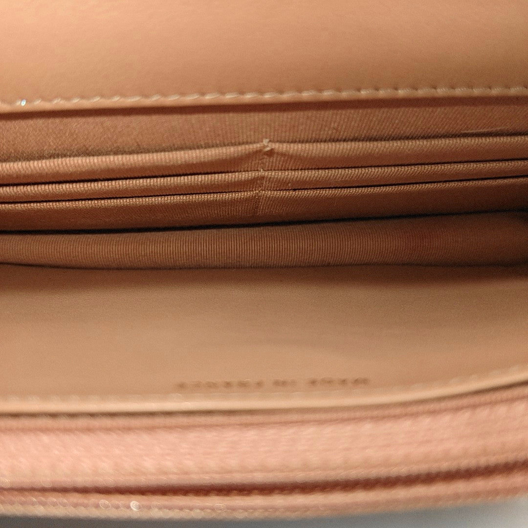CHANEL 19 WOC Quilted Lambskin Pink