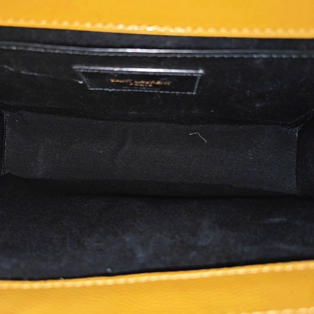 ENVELOPE Medium Quilted Calfskin Brown