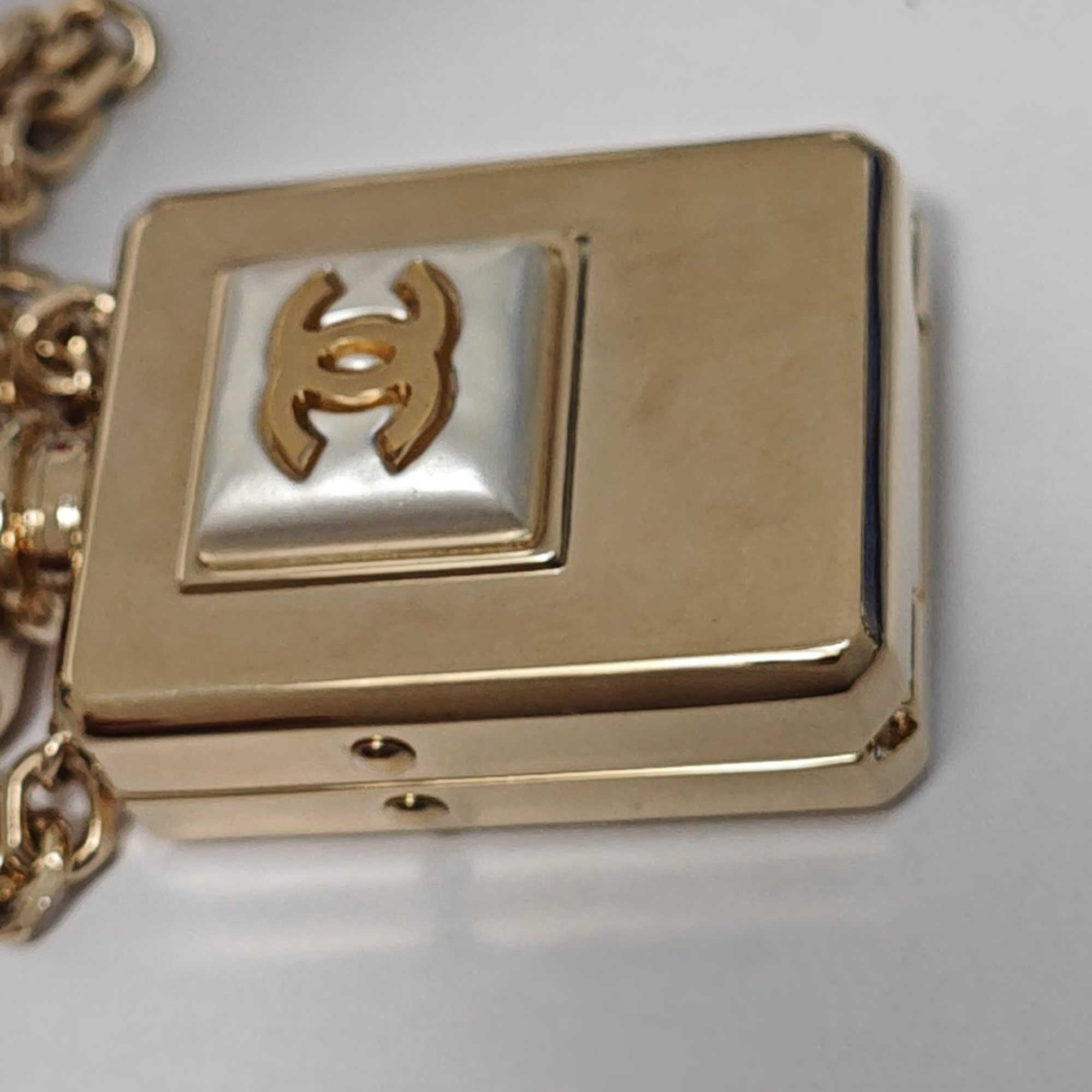 Metal Gold Necklace