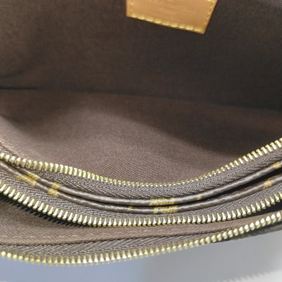 LIV POCHETTE Monogram Coated Canvas Brown