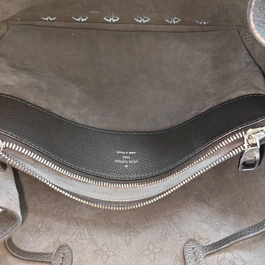 BELLA TOTE Calfskin Black