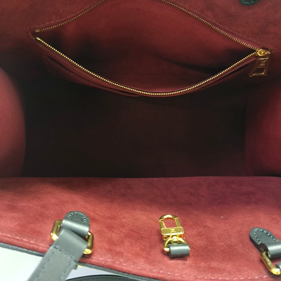 ONTHEGO MM Monogram Calfskin Black