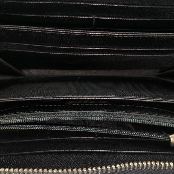 Authenticated pre-owned  Gancini Calfskin Black - Clutch at Looply