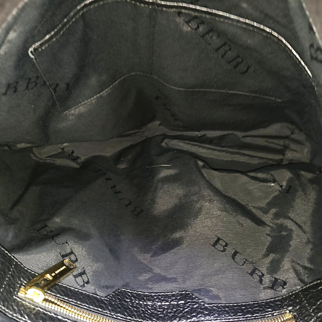 Calfskin Bucket Bag Black