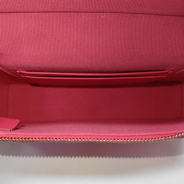 VANITY CASE Quilted Grained Calfskin Red