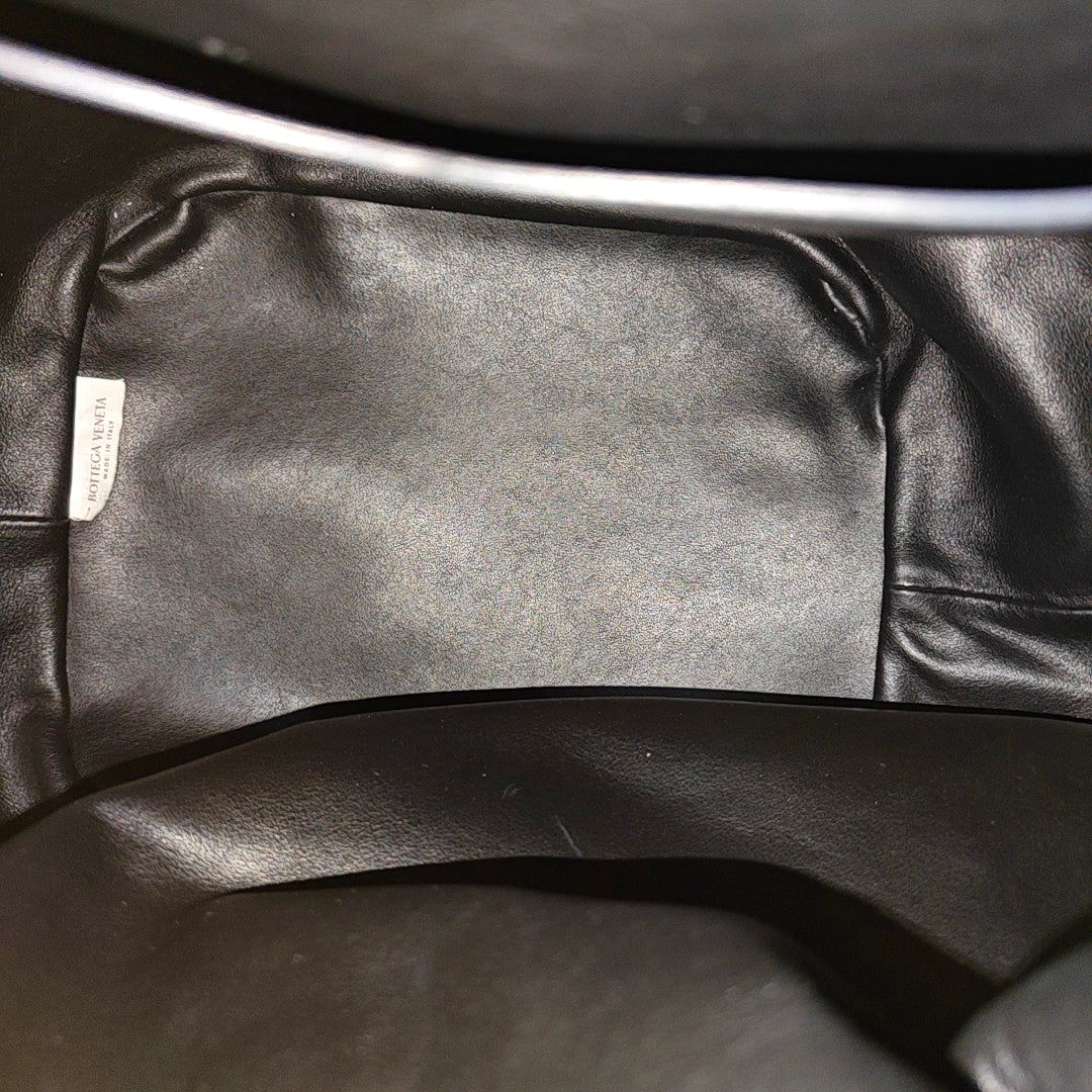 Beak Calfskin Black