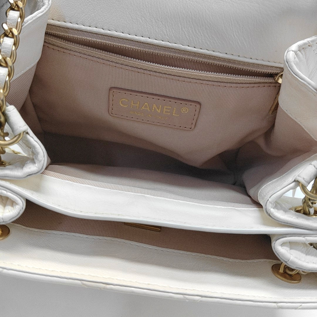 CLASSIC FLAP Mini Quilted Lambskin White