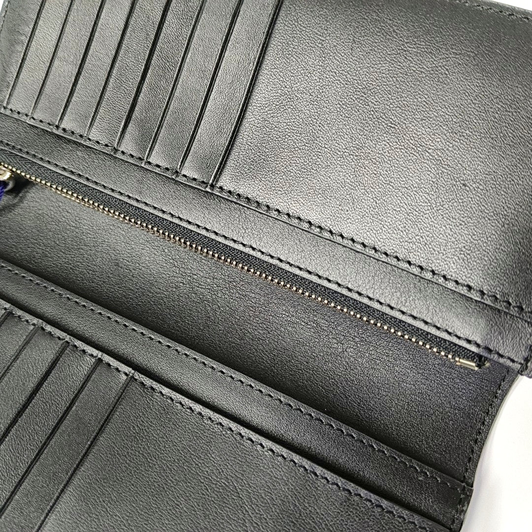 London Coated Canvas Gray Wallet