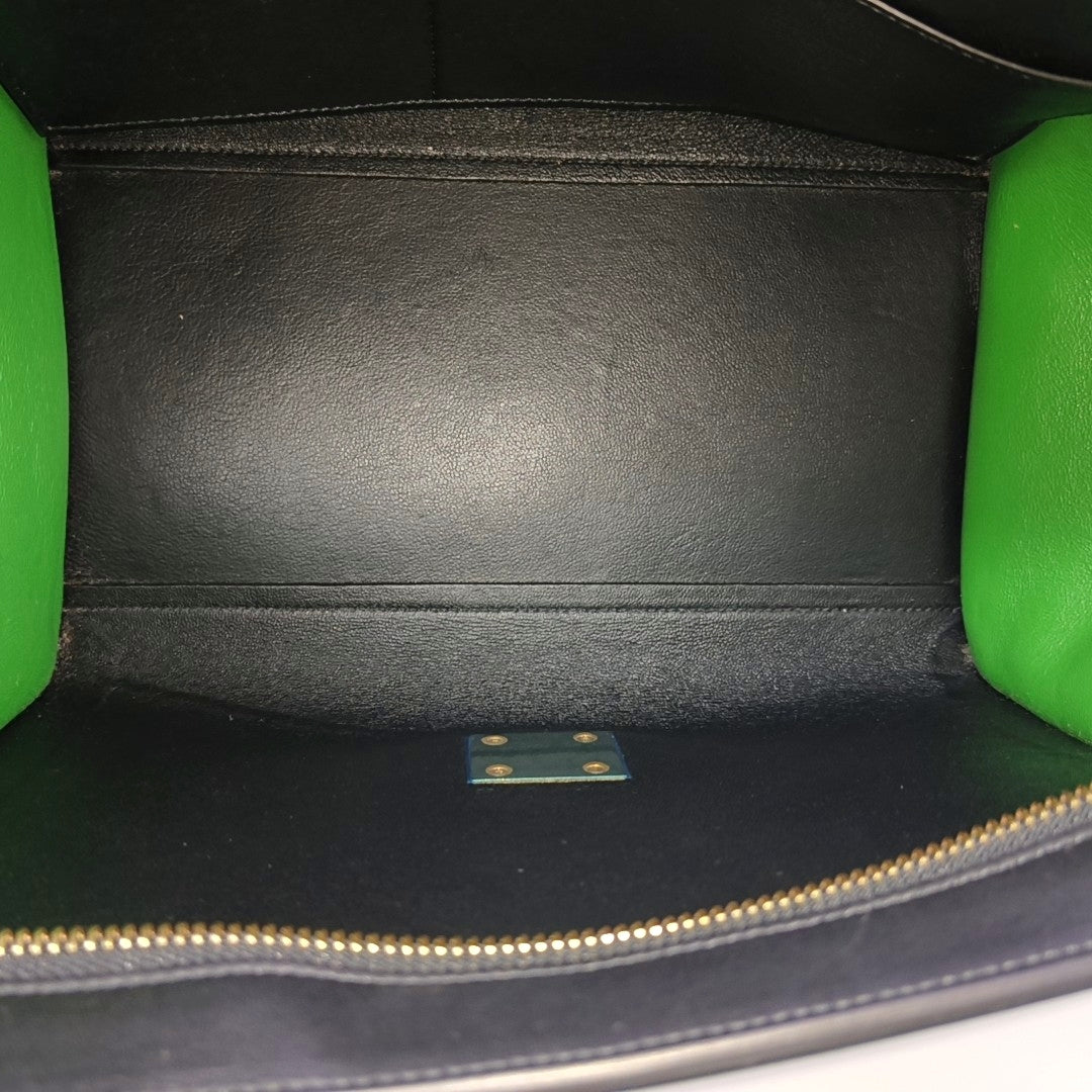 TRAPEZE Small Calfskin Black