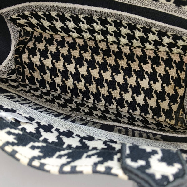 Book Tote Medium Fabric Black