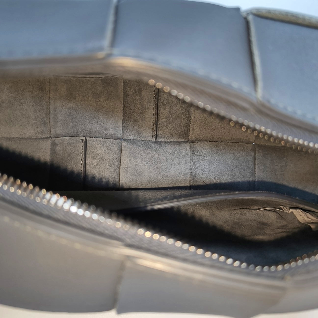 Brick Cassette Calfskin Gray