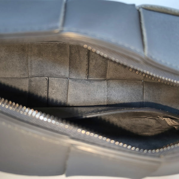Brick Cassette Calfskin Gray