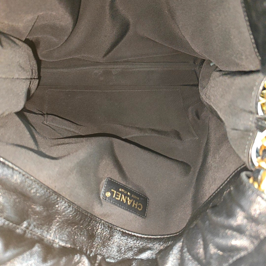 Quilted Lambskin Shoulder Bag Black