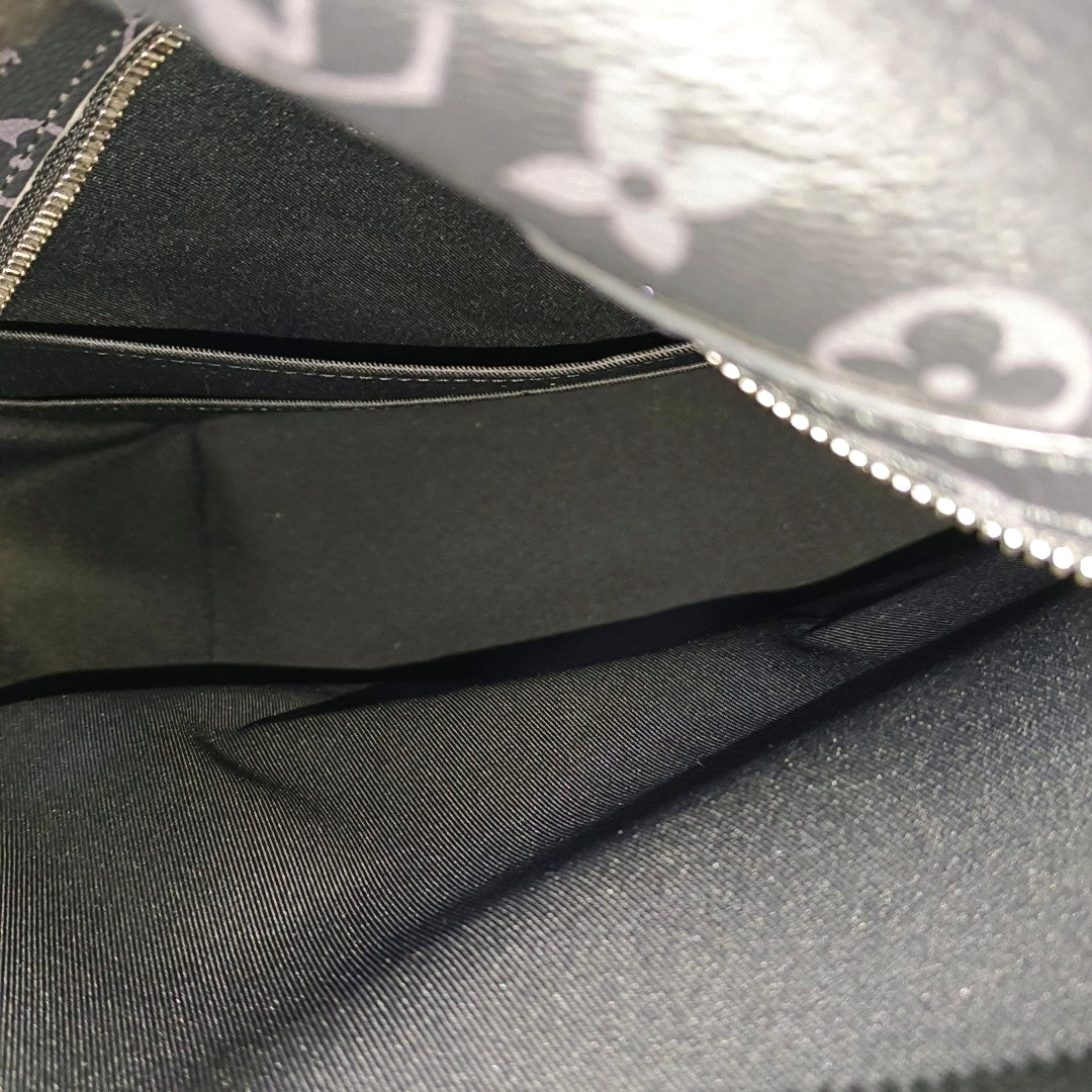 DISCOVERY PM Monogram Coated Canvas Black