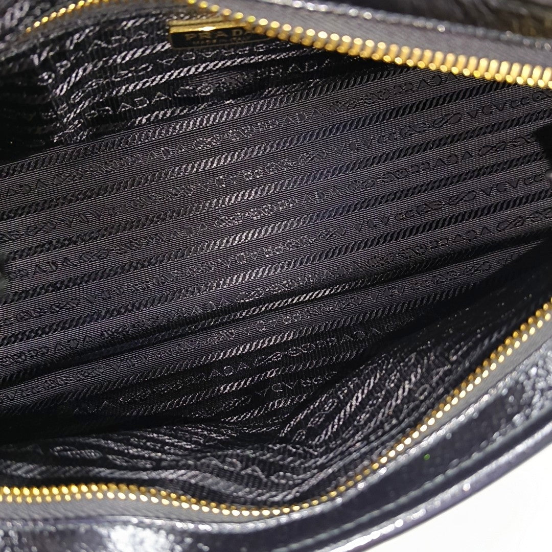 Bonnie Medium Calfskin Black