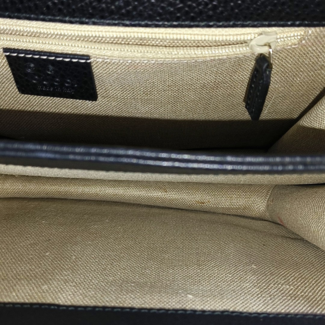 Interlocking G Large Calfskin Black