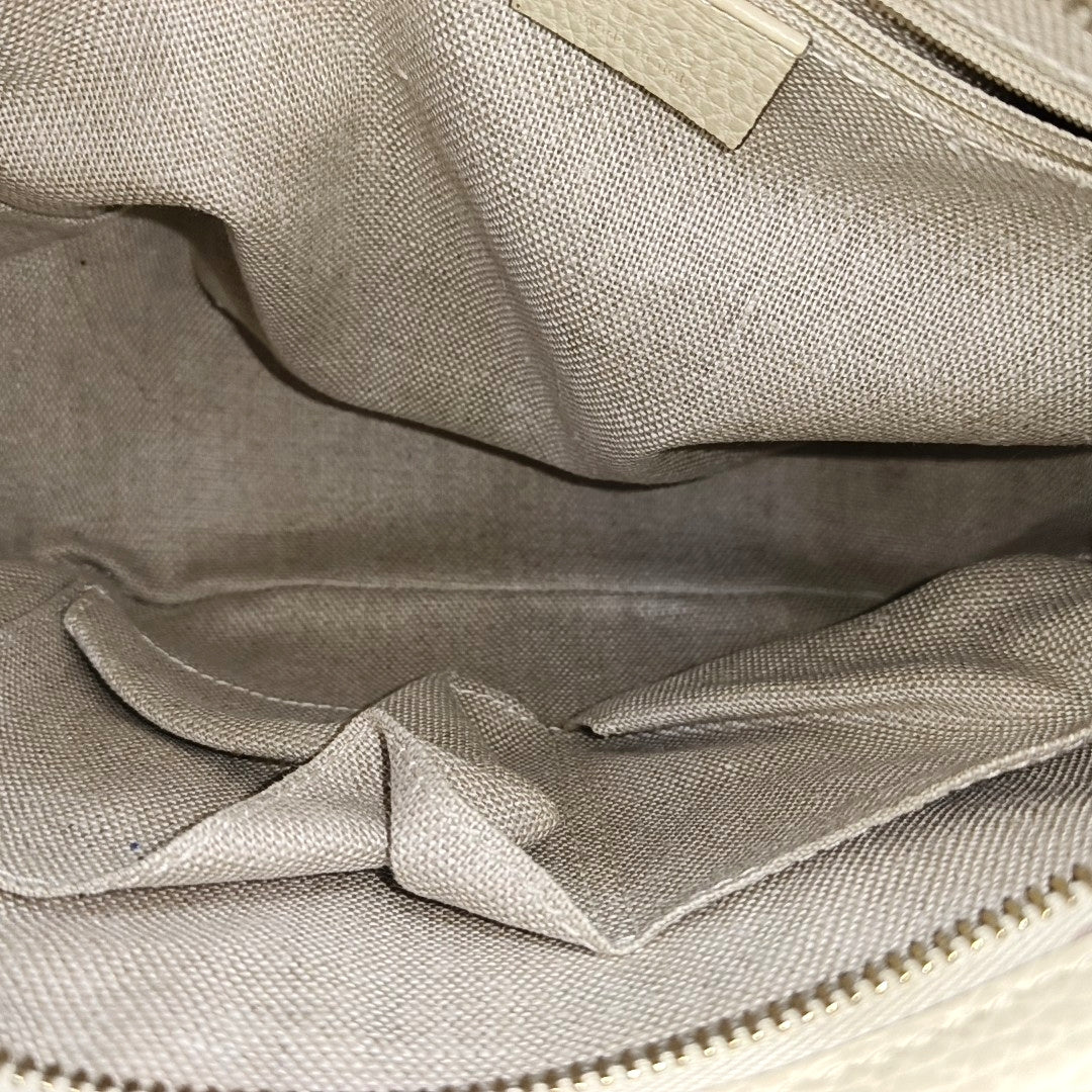 Authenticated pre-owned  Bree Monogram Canvas Brown - Tote Bag at Looply