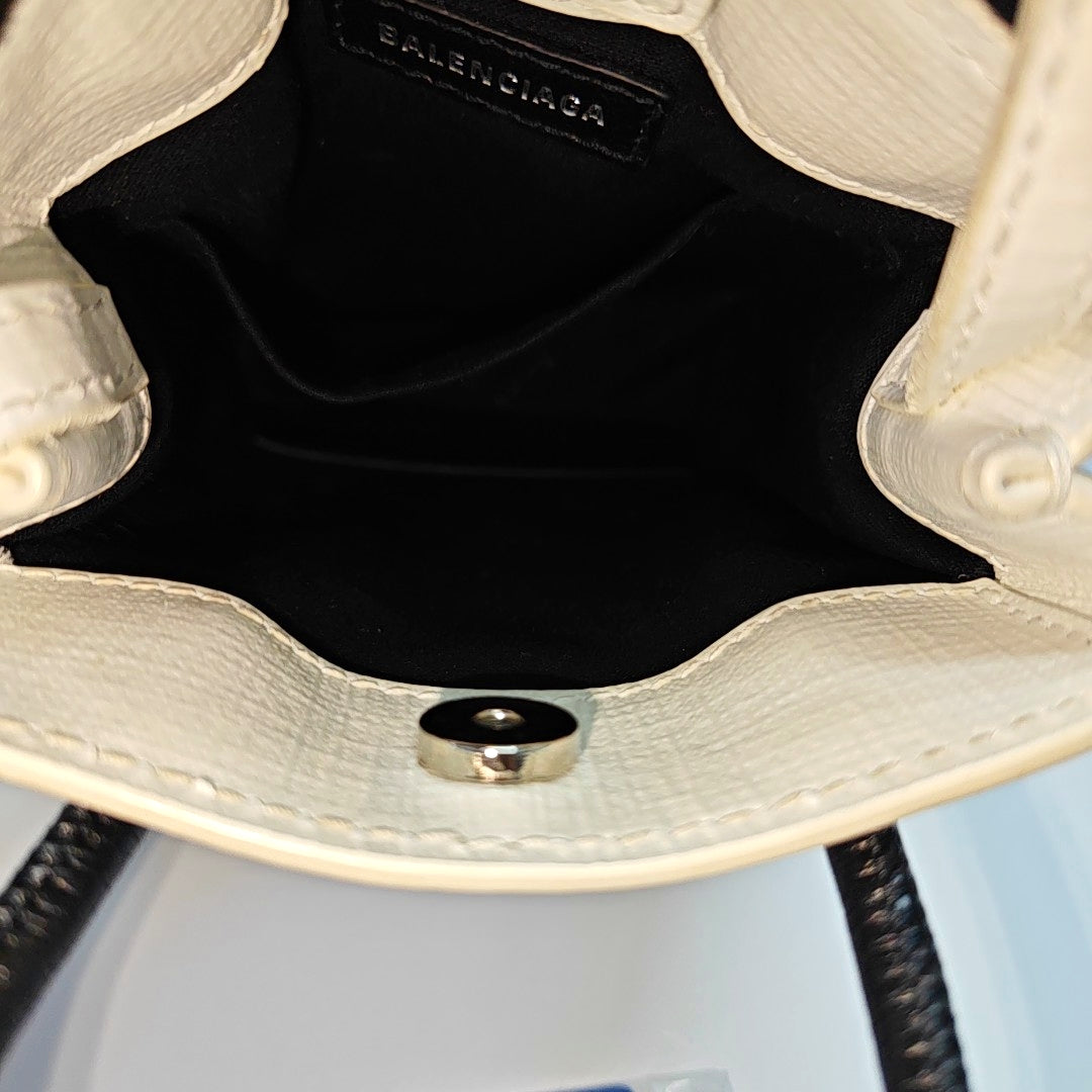 Shopping Bag Calfskin White