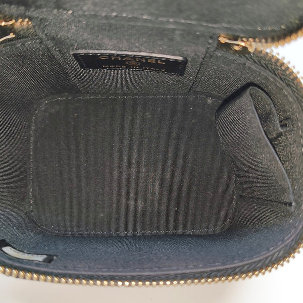 VANITY CASE Mini Quilted Lambskin Black