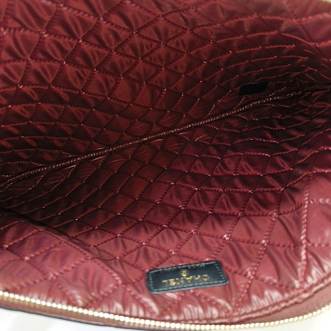 Quilted Lambskin Clutch Black