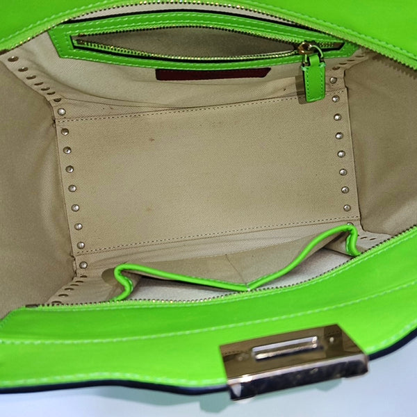 Rockstud Small Calfskin Green