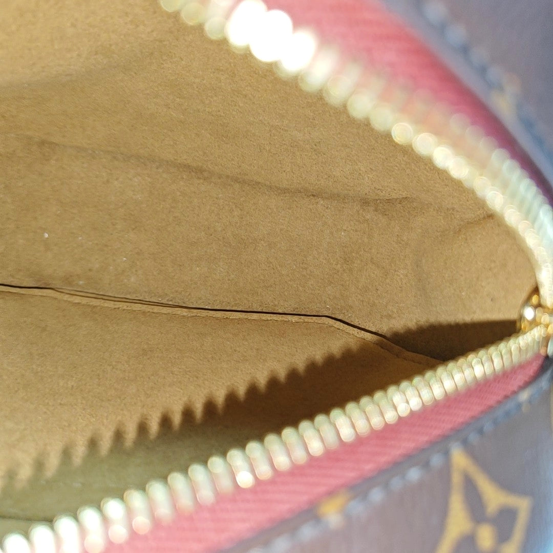 BOITE CHAPEAU PM Monogram Coated Canvas Brown