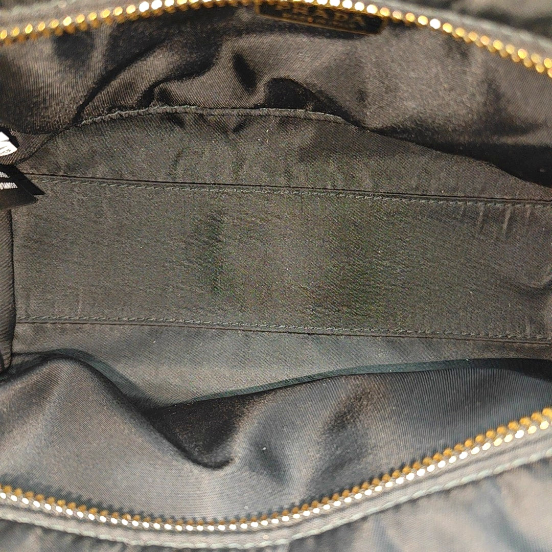 Explore Medium Nylon Black