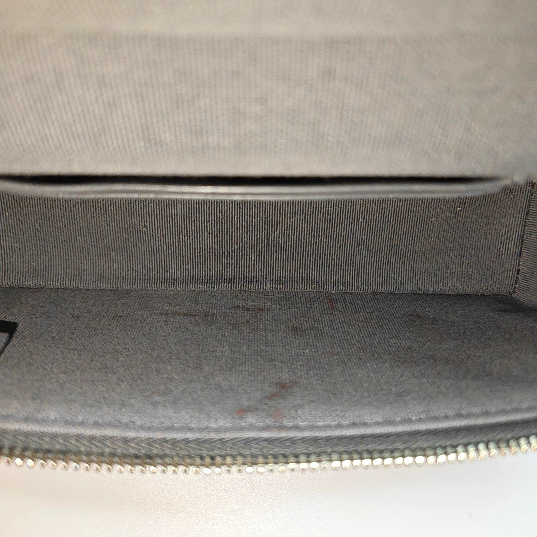 VANITY CASE Quilted Lambskin Gray
